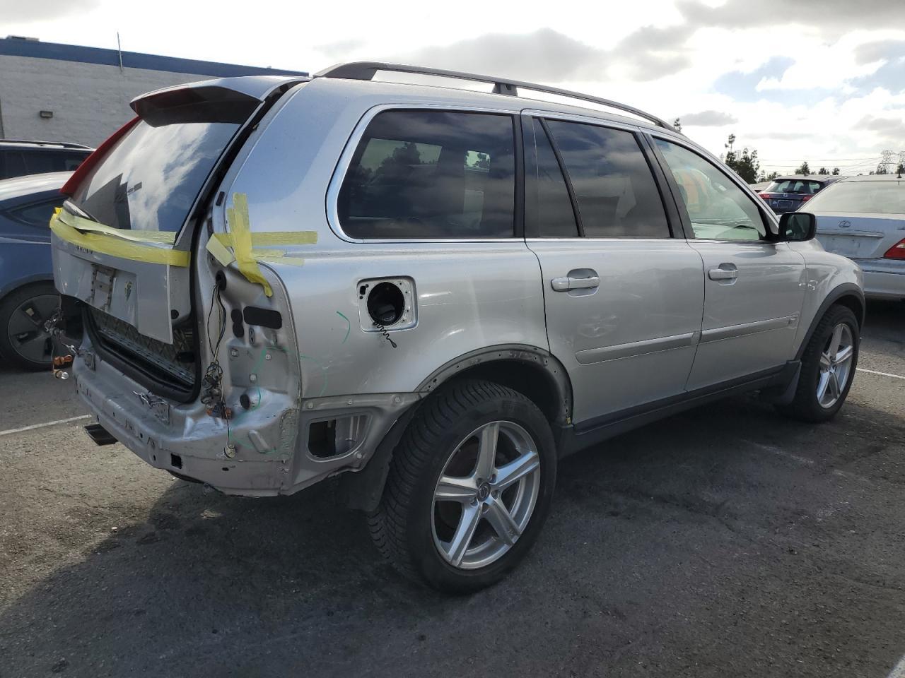 2005 VOLVO XC90