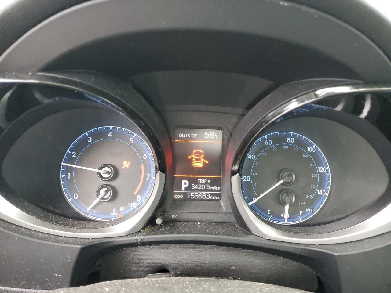 2016 TOYOTA COROLLA