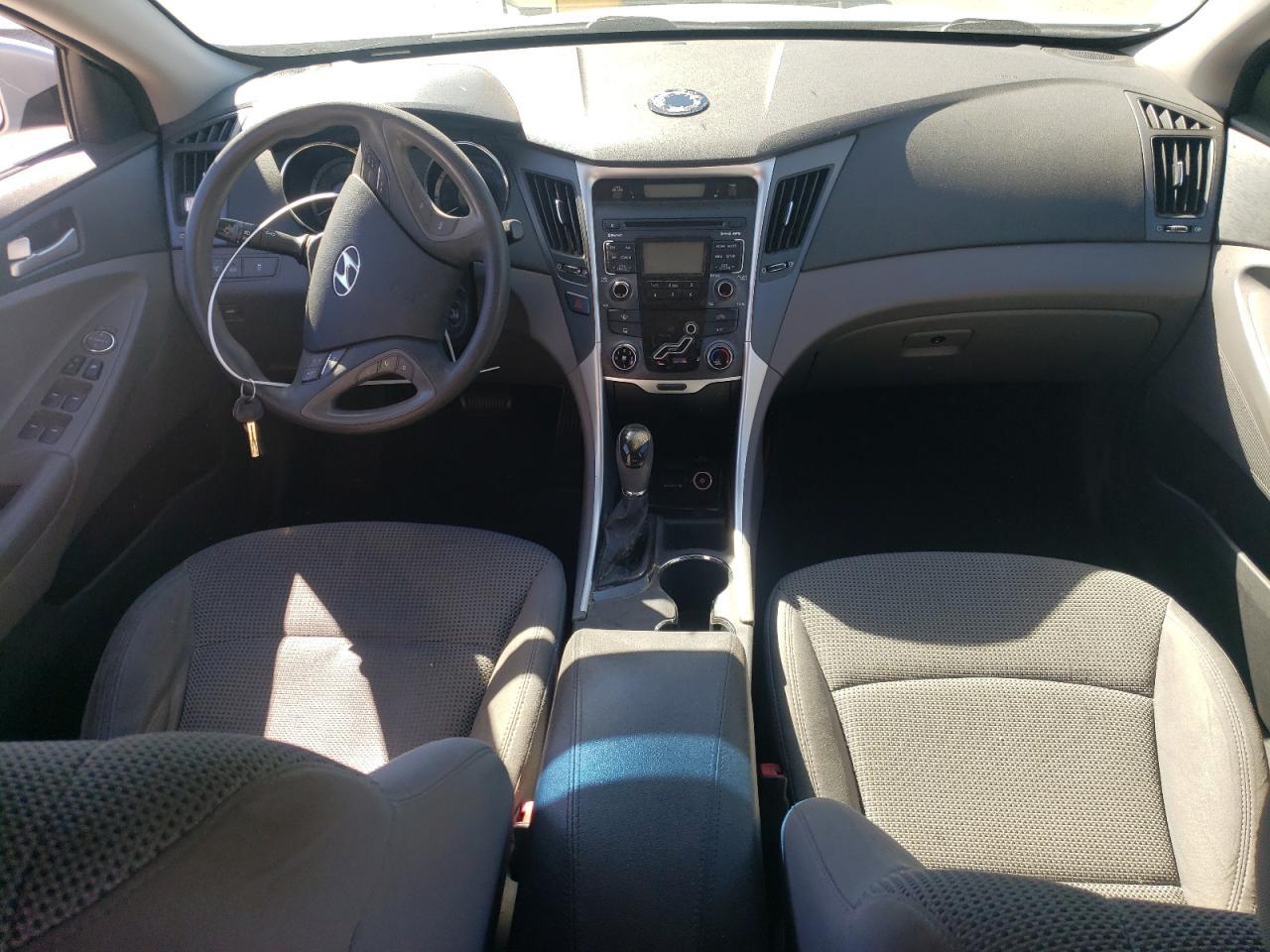 2011 HYUNDAI SONATA