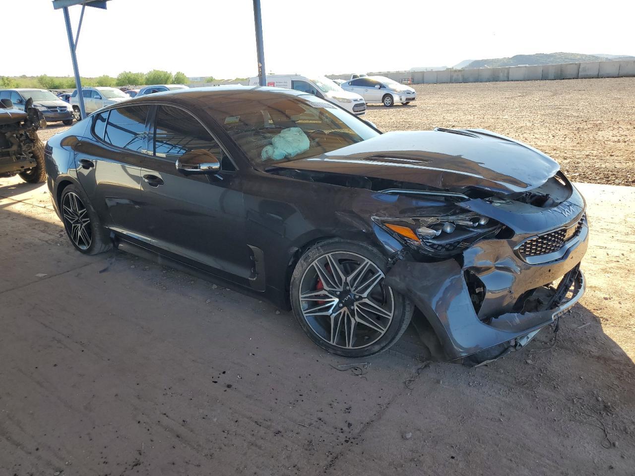 2023 KIA Stinger