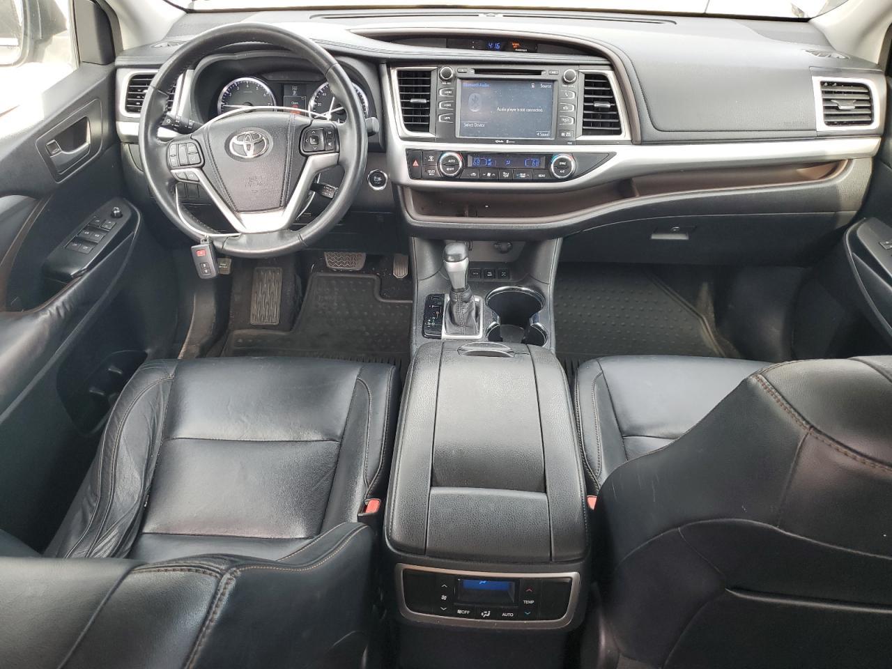 2014 TOYOTA HIGHLANDER