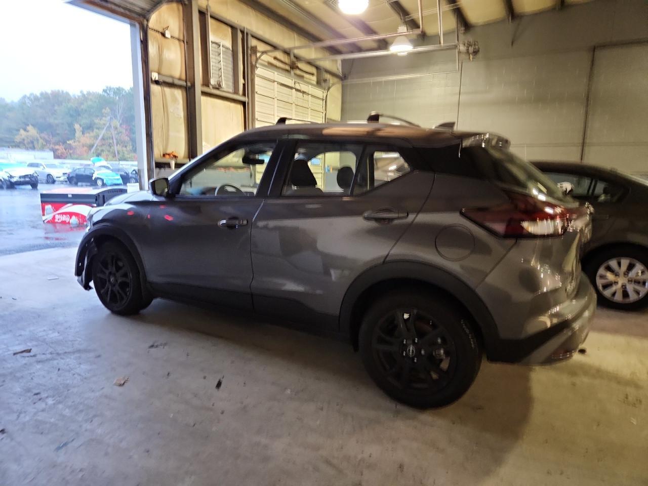 2024 NISSAN KICKS