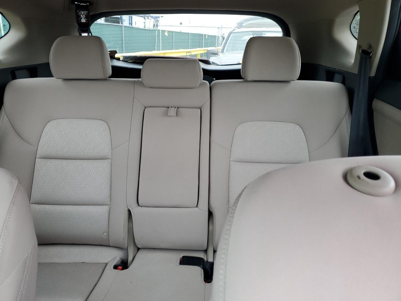 2016 HYUNDAI TUCSON