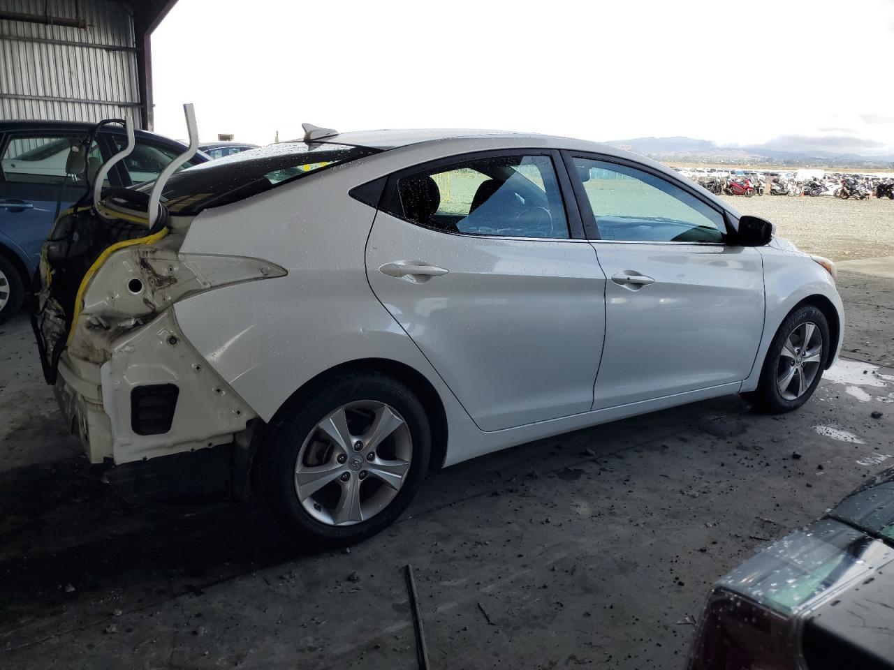 2016 HYUNDAI ELANTRA