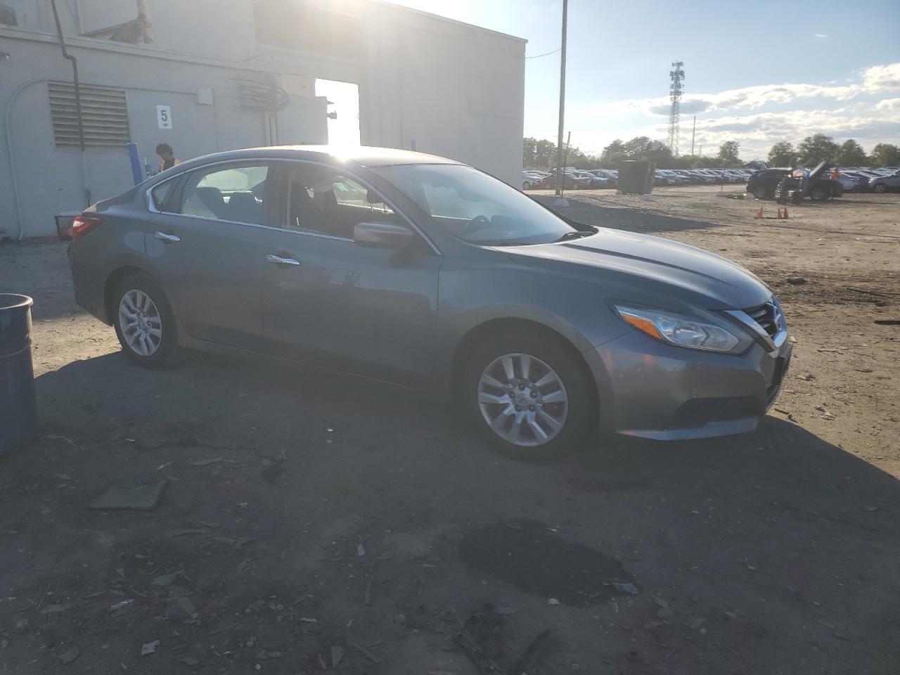 2017 NISSAN ALTIMA