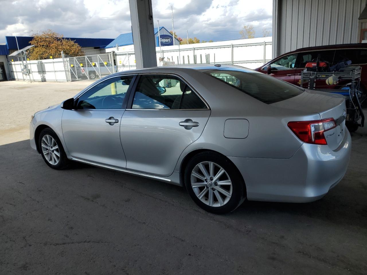 2014 TOYOTA CAMRY