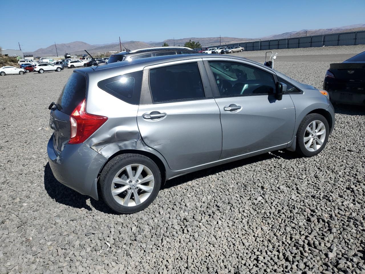 2015 NISSAN Versa Note
