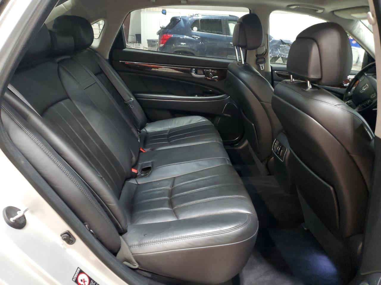 2012 HYUNDAI Equus