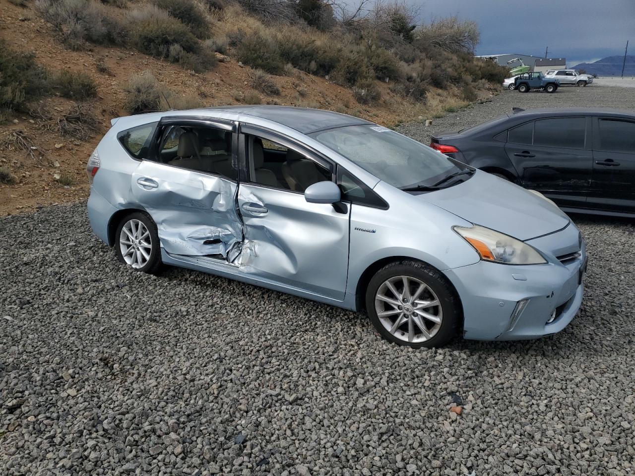 2012 TOYOTA PRIUS V