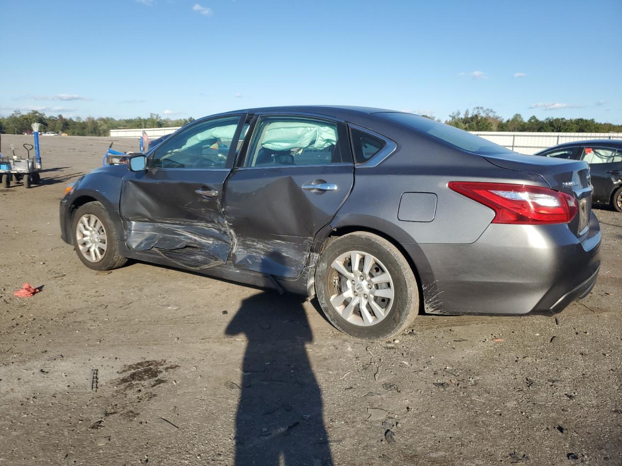 2017 NISSAN ALTIMA