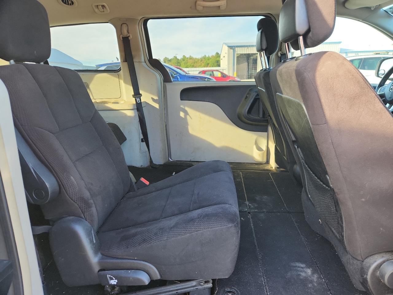 2011 DODGE GRAND CARAVAN