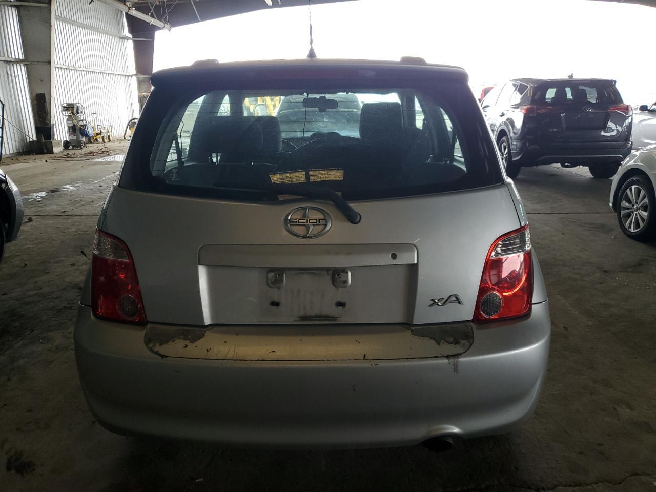 2006 TOYOTA SCION