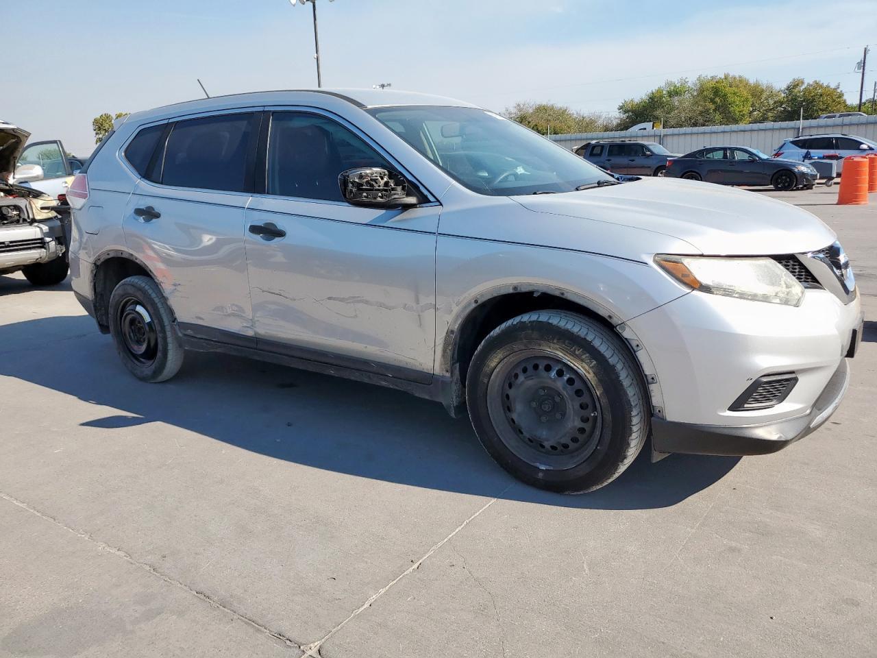 2016 NISSAN ROGUE