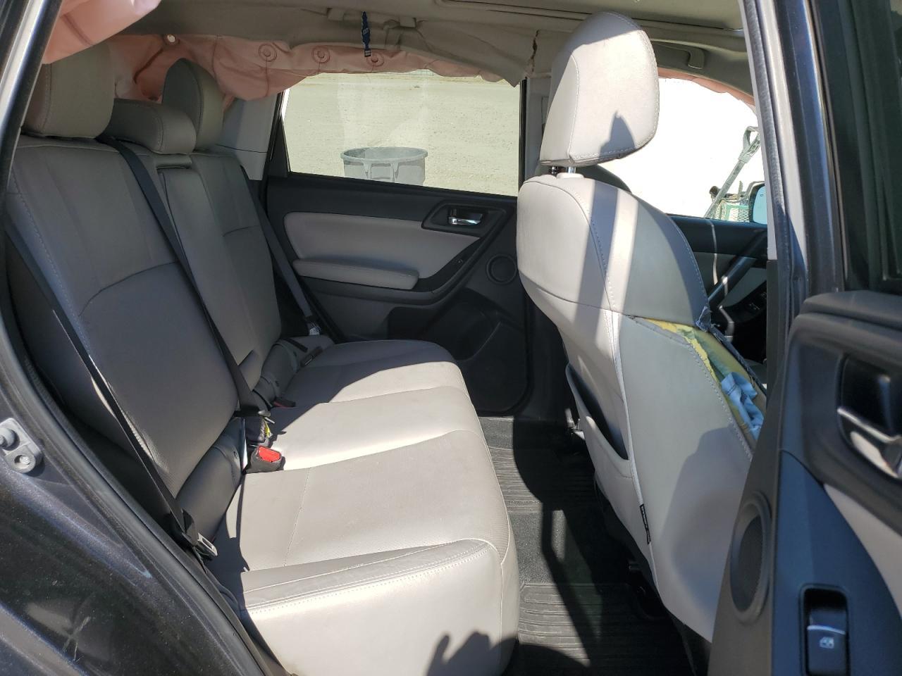 2017 SUBARU FORESTER