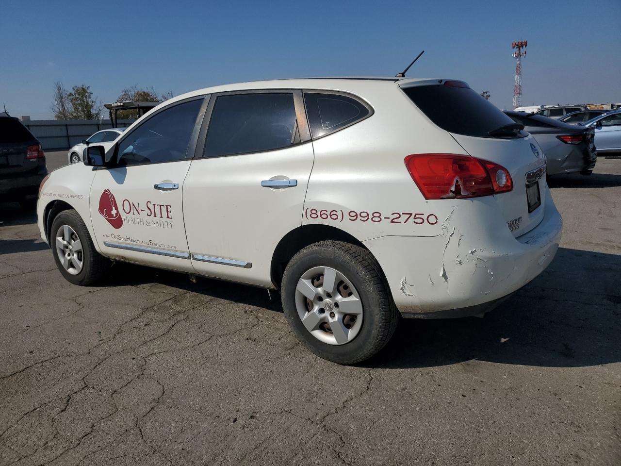 2015 NISSAN ROGUE