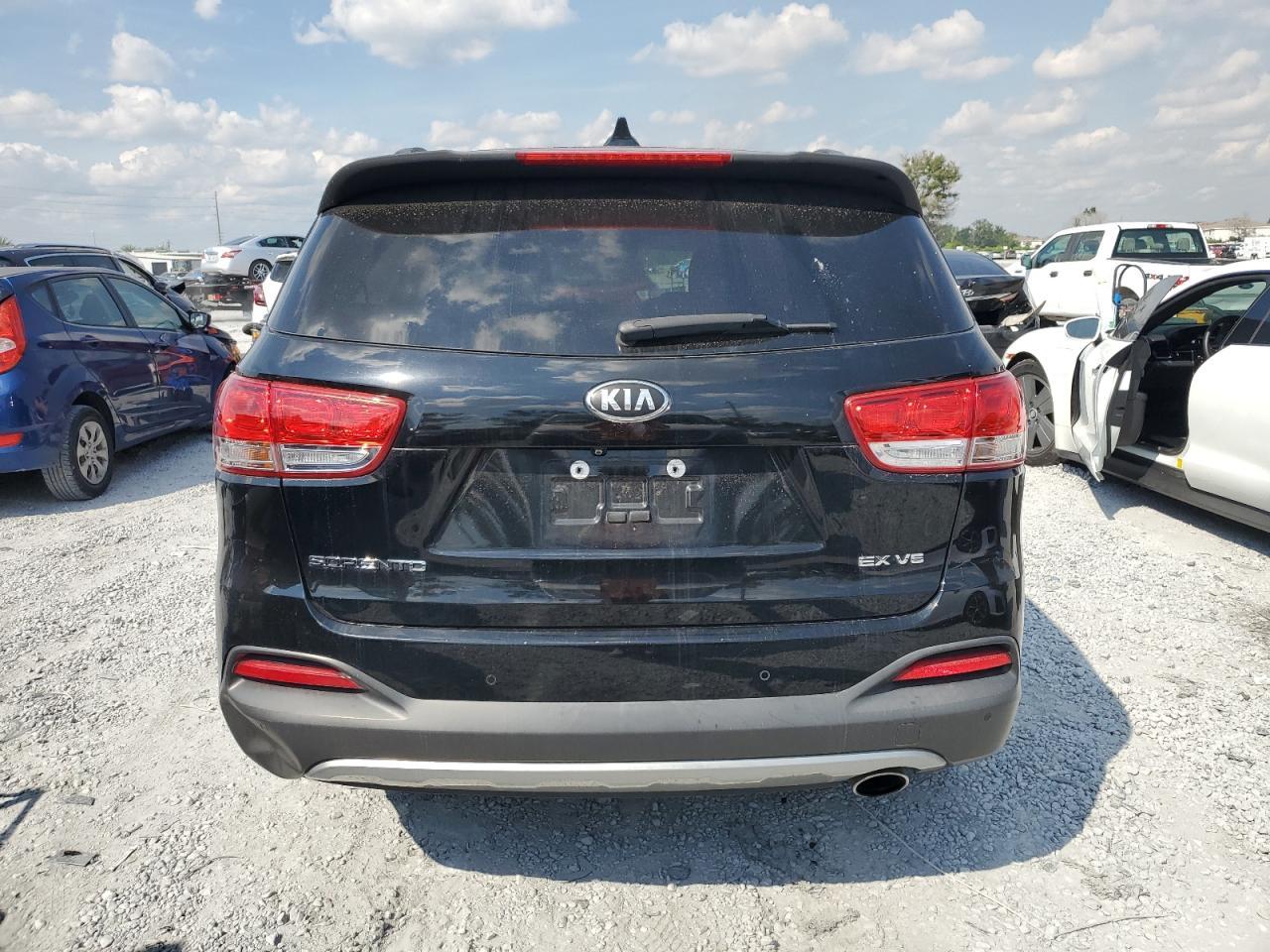 2017 KIA SORENTO