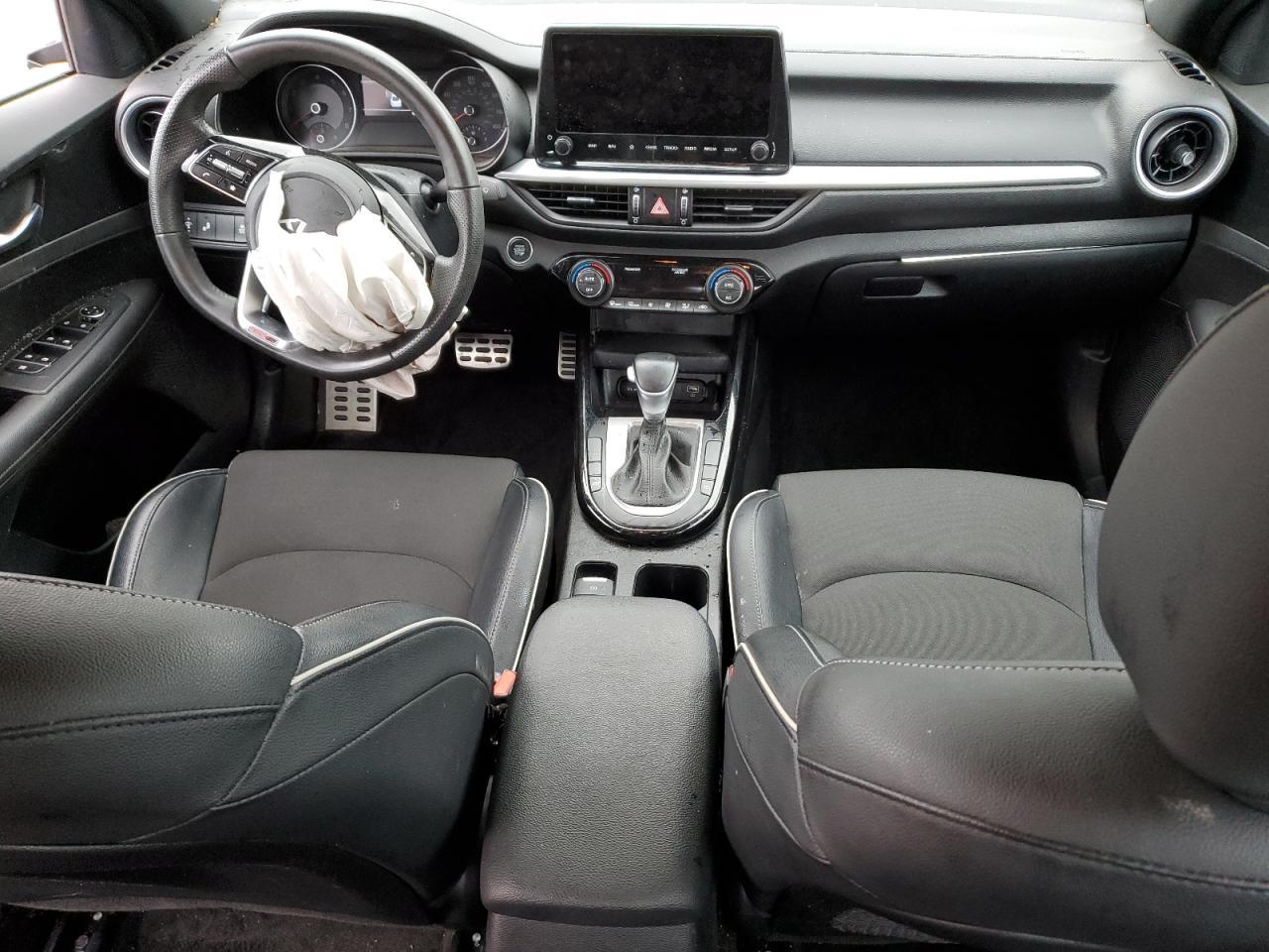 2022 KIA FORTE