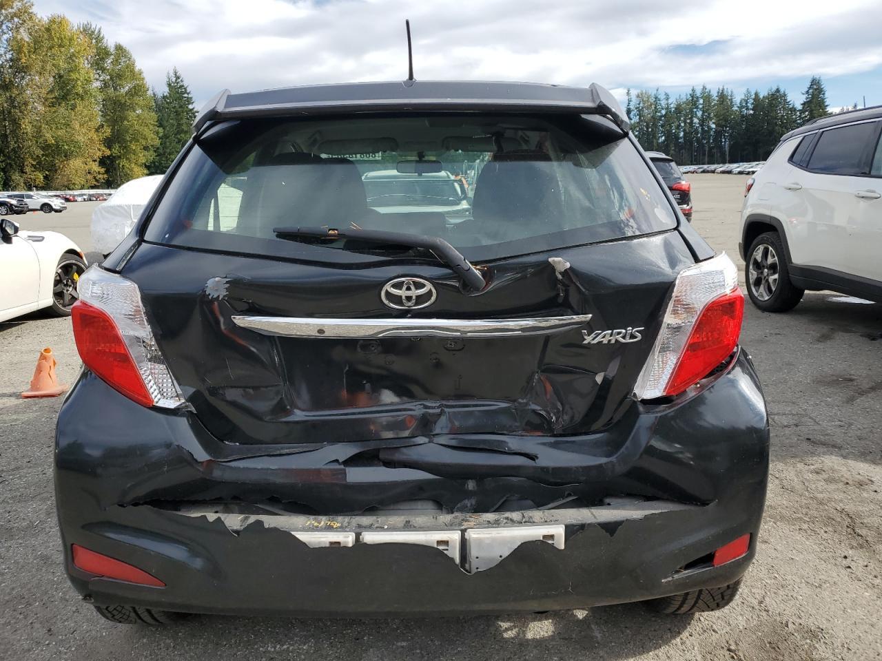 2012 TOYOTA YARIS