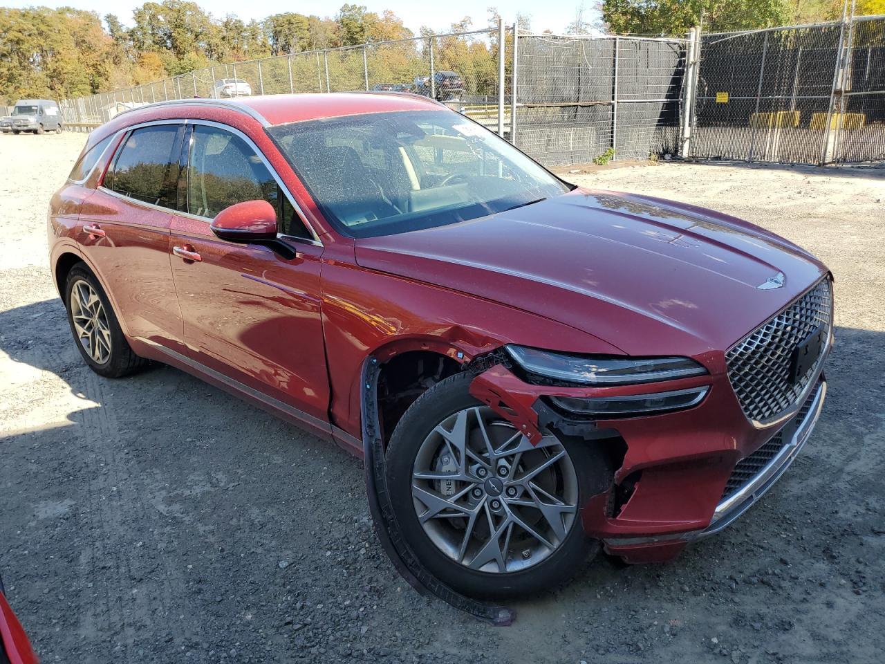 2025 GENESIS GV70