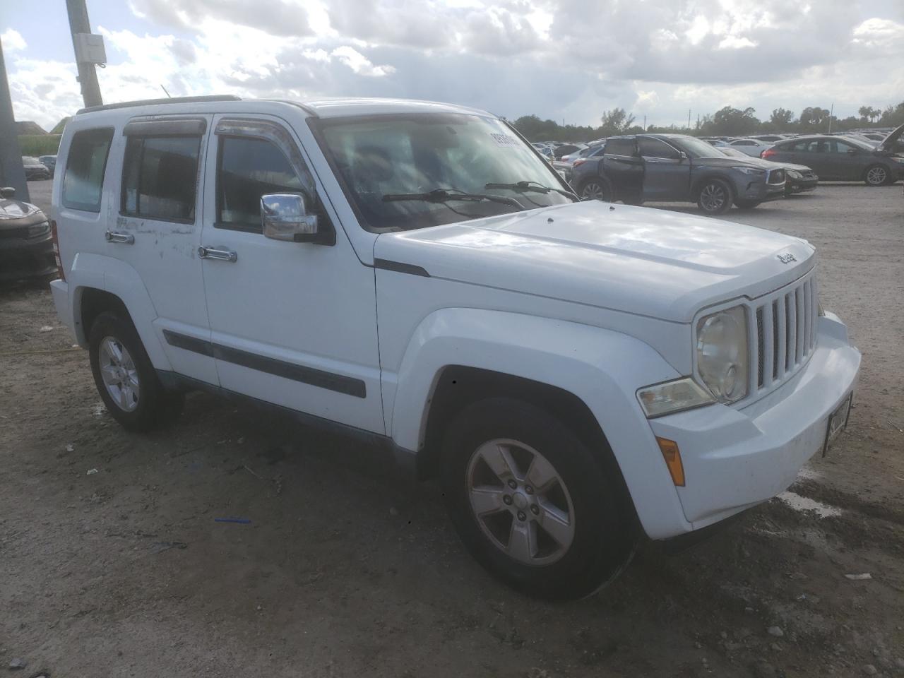 2012 JEEP Liberty