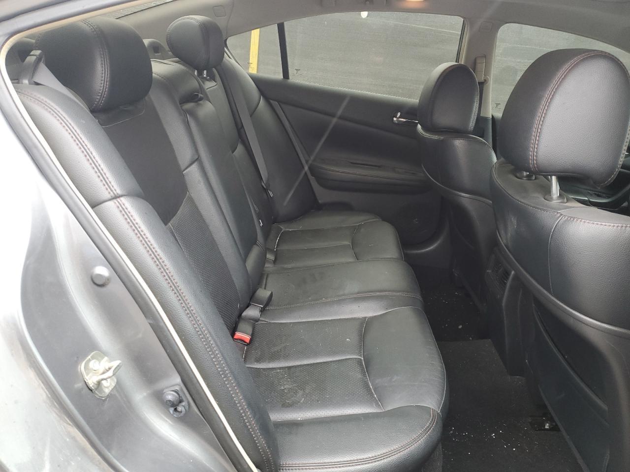 2014 NISSAN Maxima