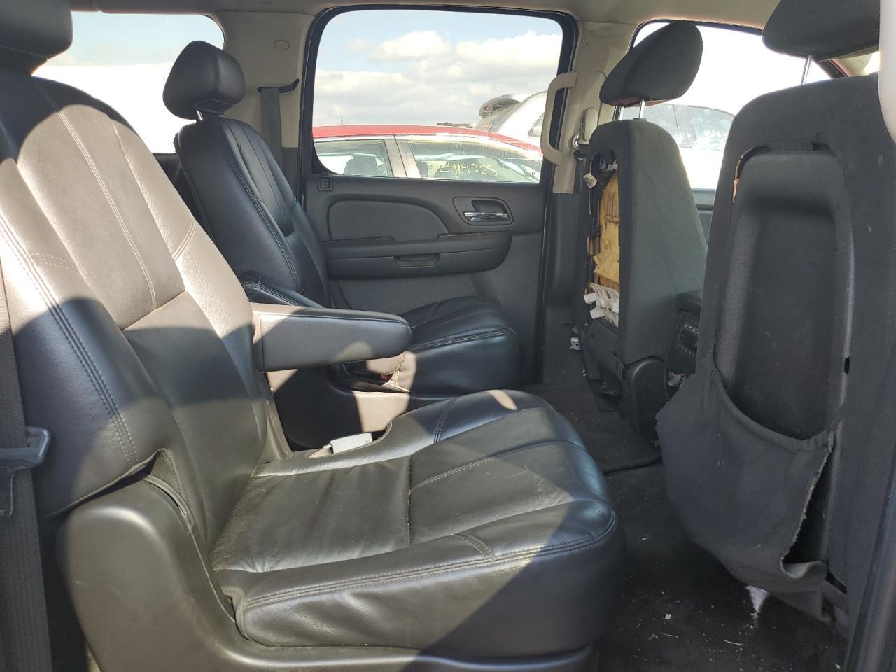 2008 CHEVROLET Suburban