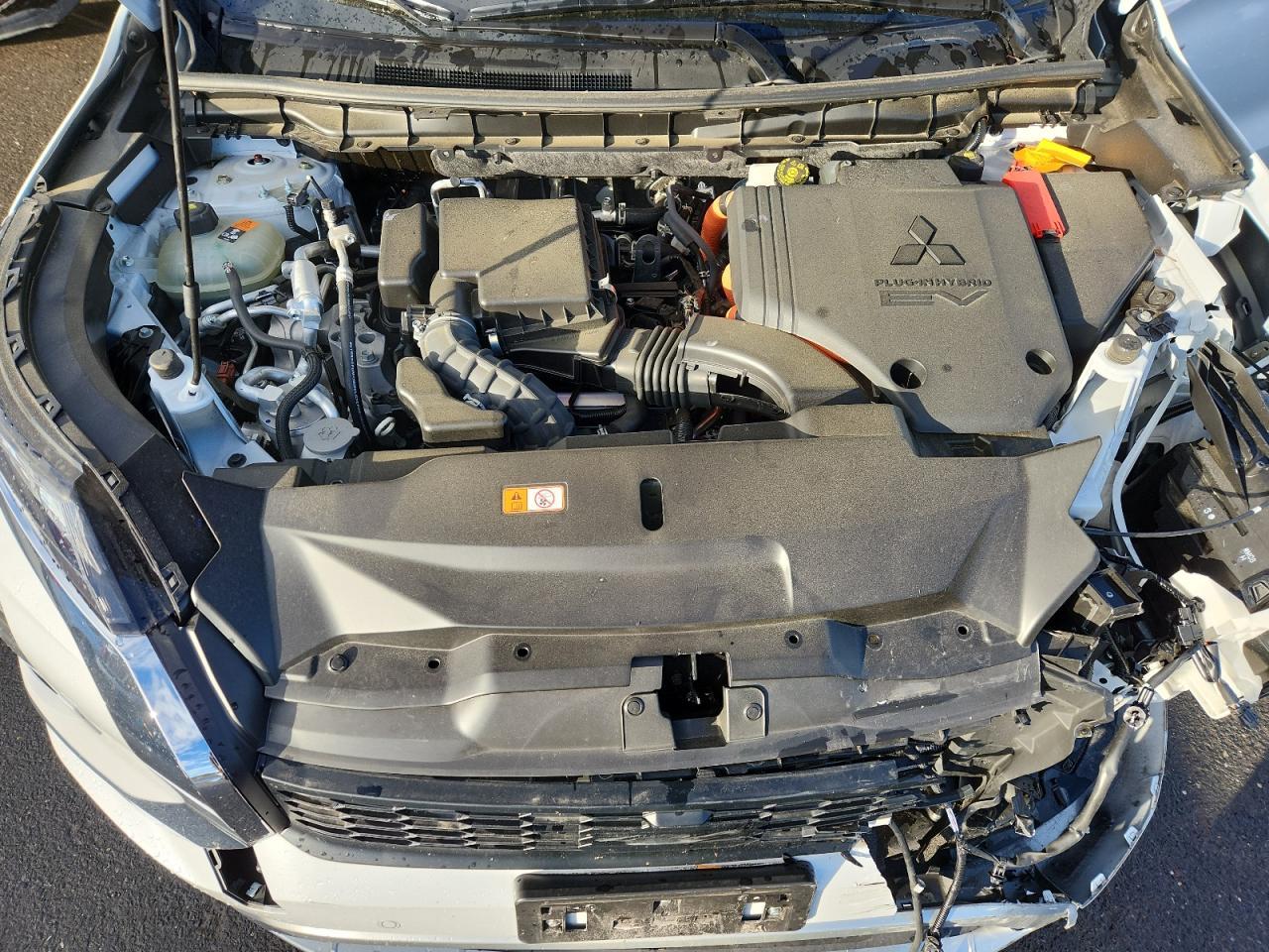 2025 MITSUBISHI outlander