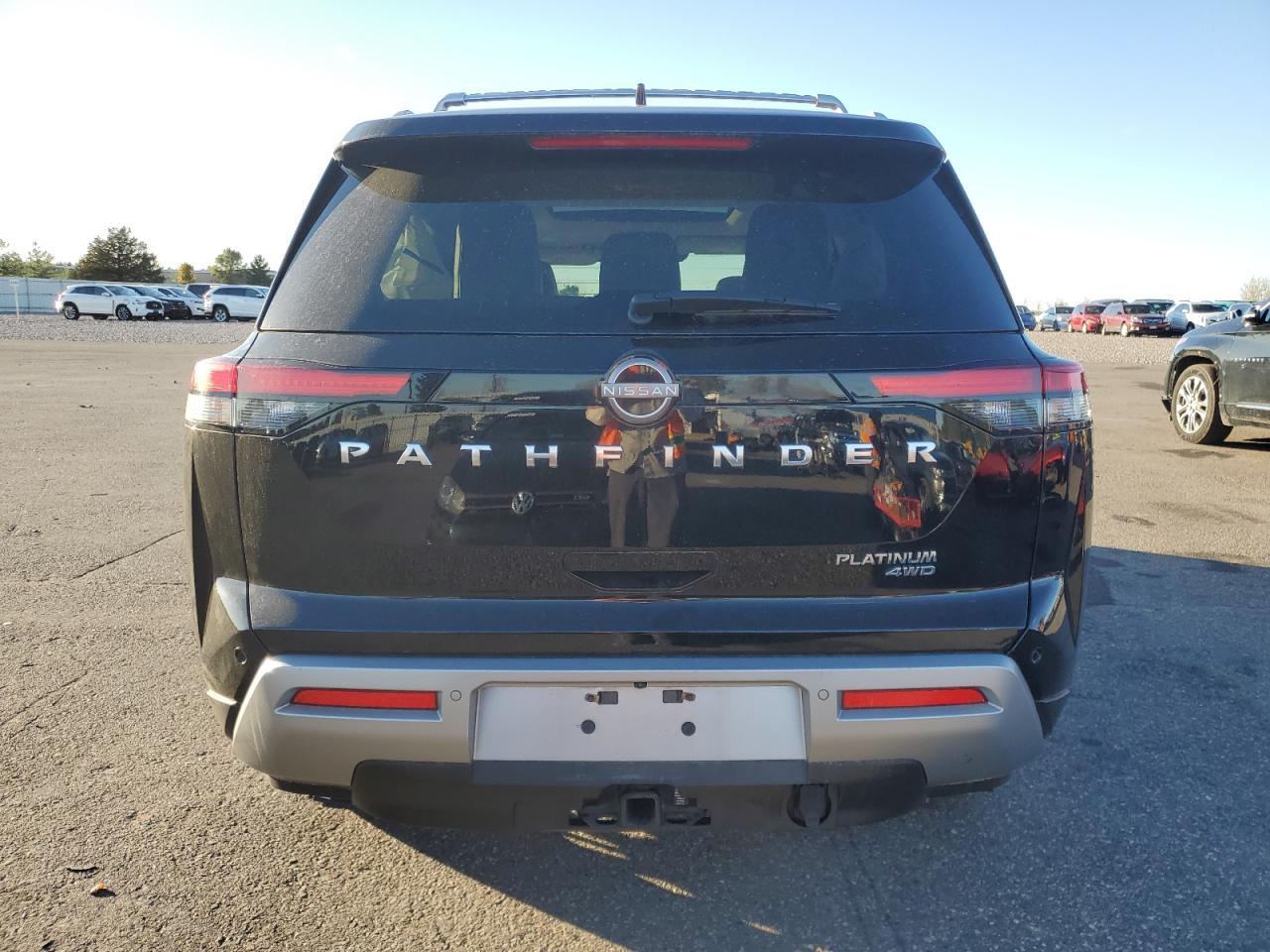 2022 NISSAN PATHFINDER