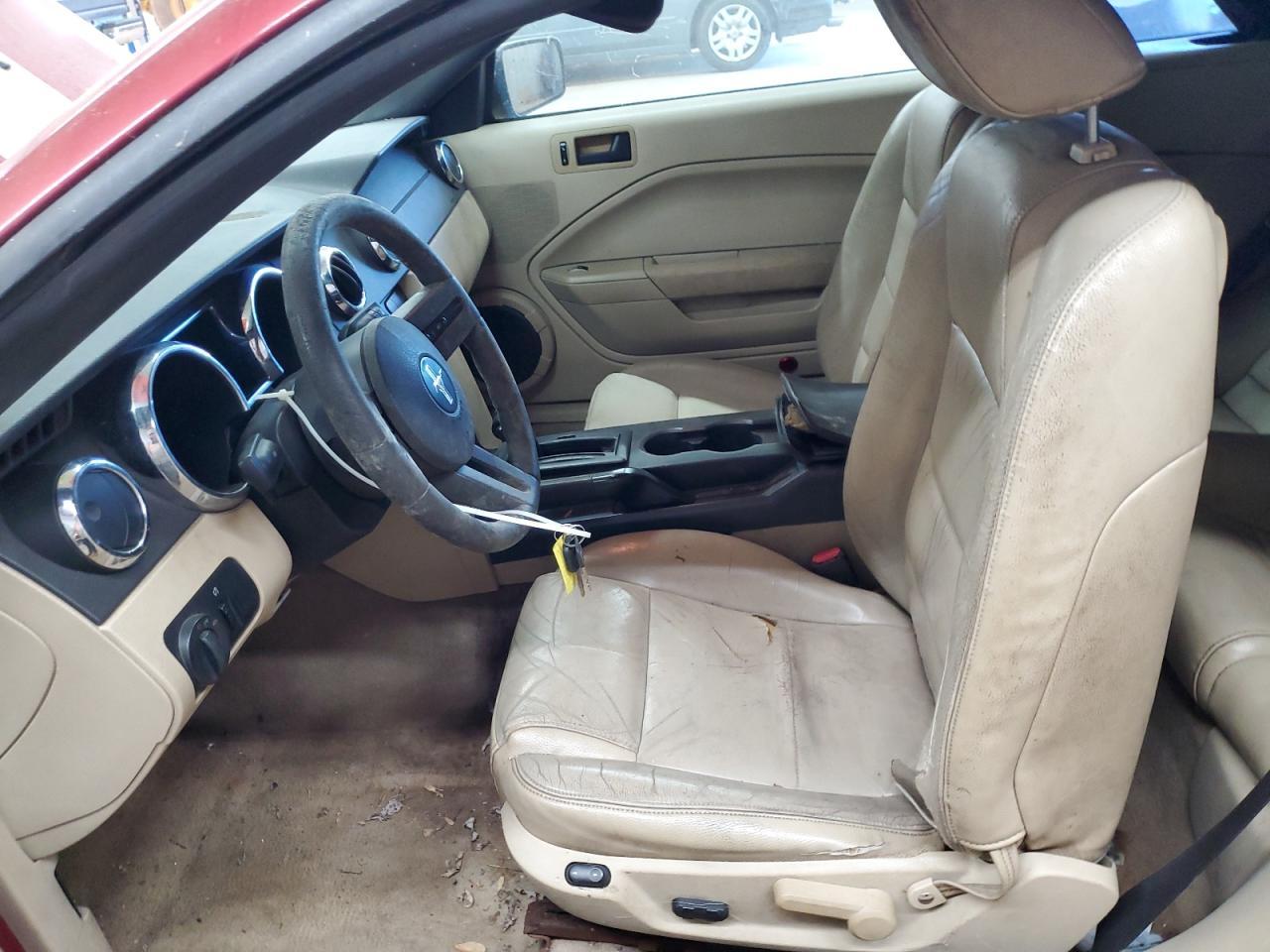 2005 FORD MUSTANG