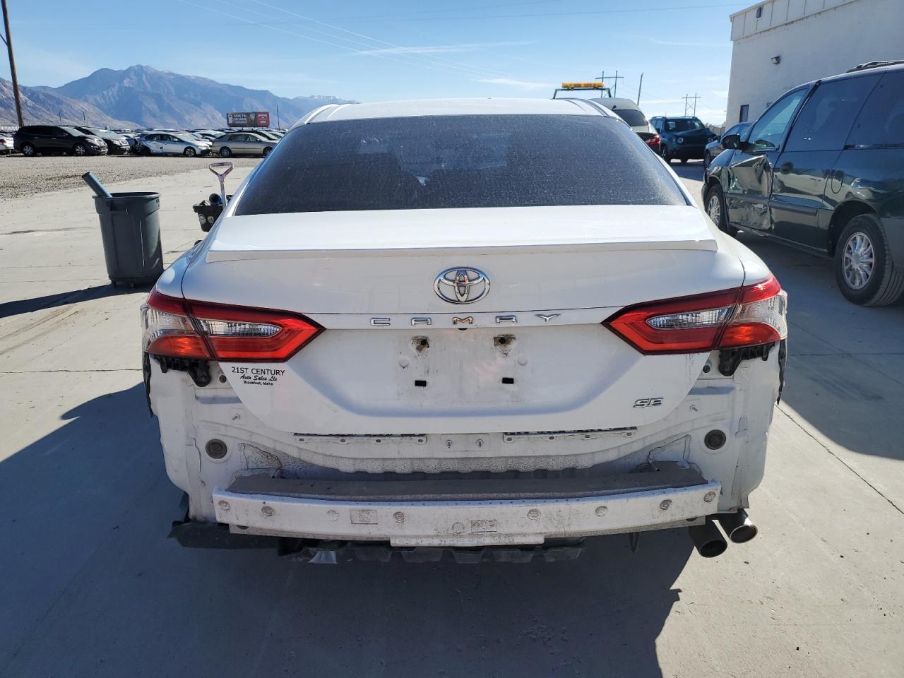 2018 TOYOTA CAMRY