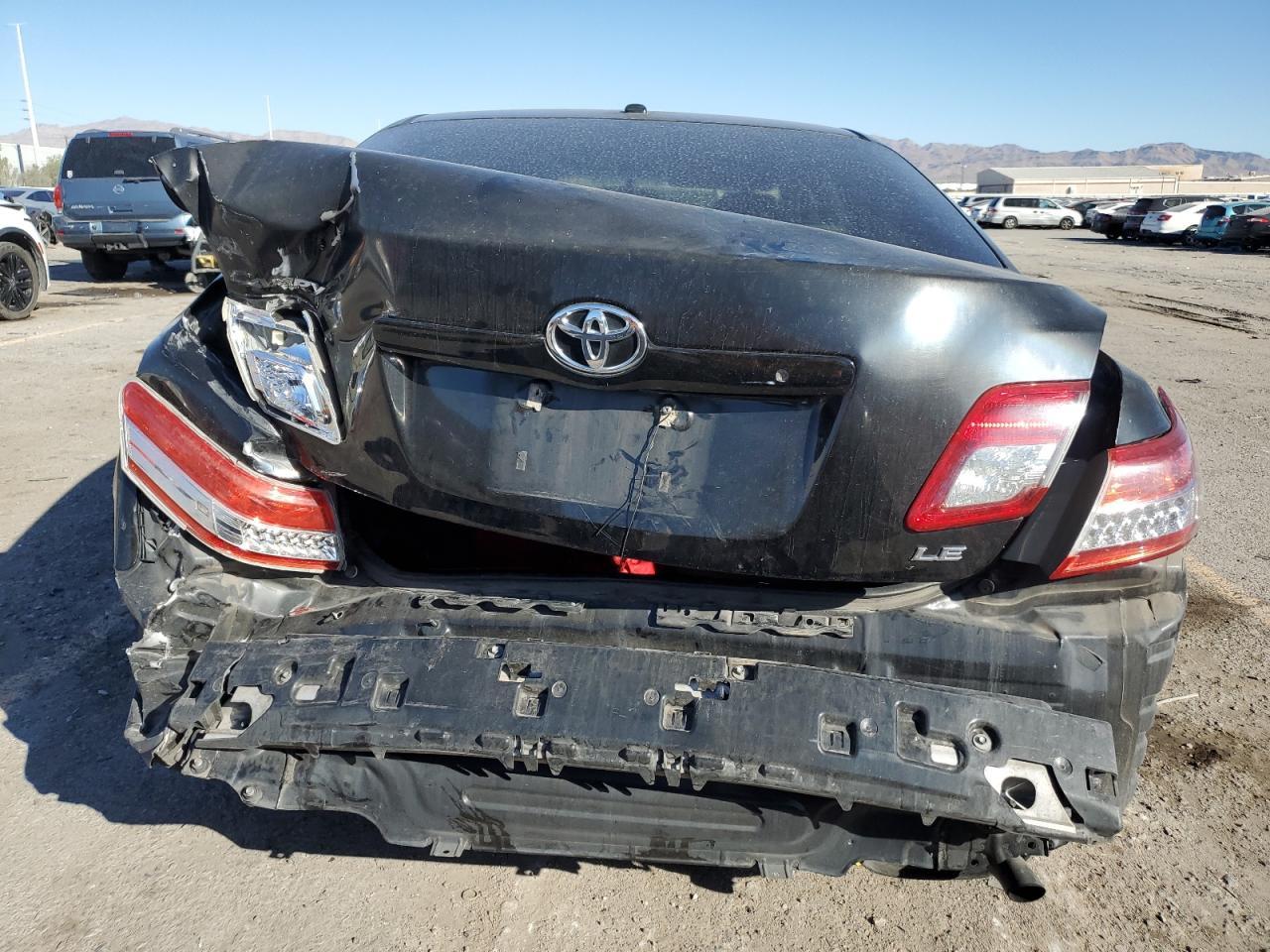 2011 TOYOTA CAMRY