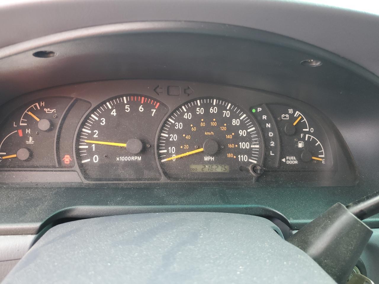 2002 TOYOTA TUNDRA
