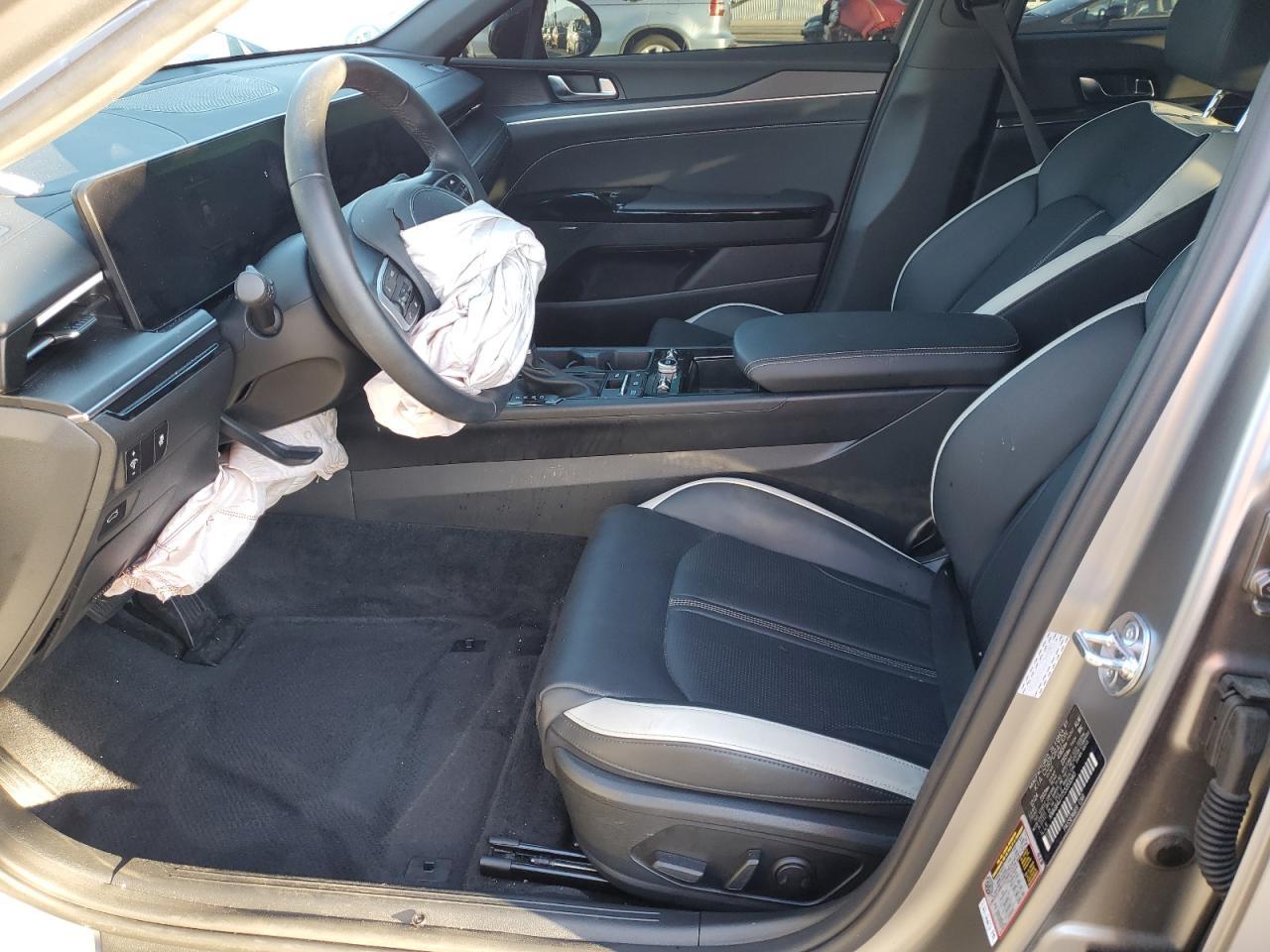 2025 KIA K5