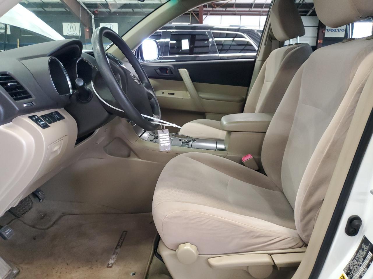 2010 TOYOTA HIGHLANDER