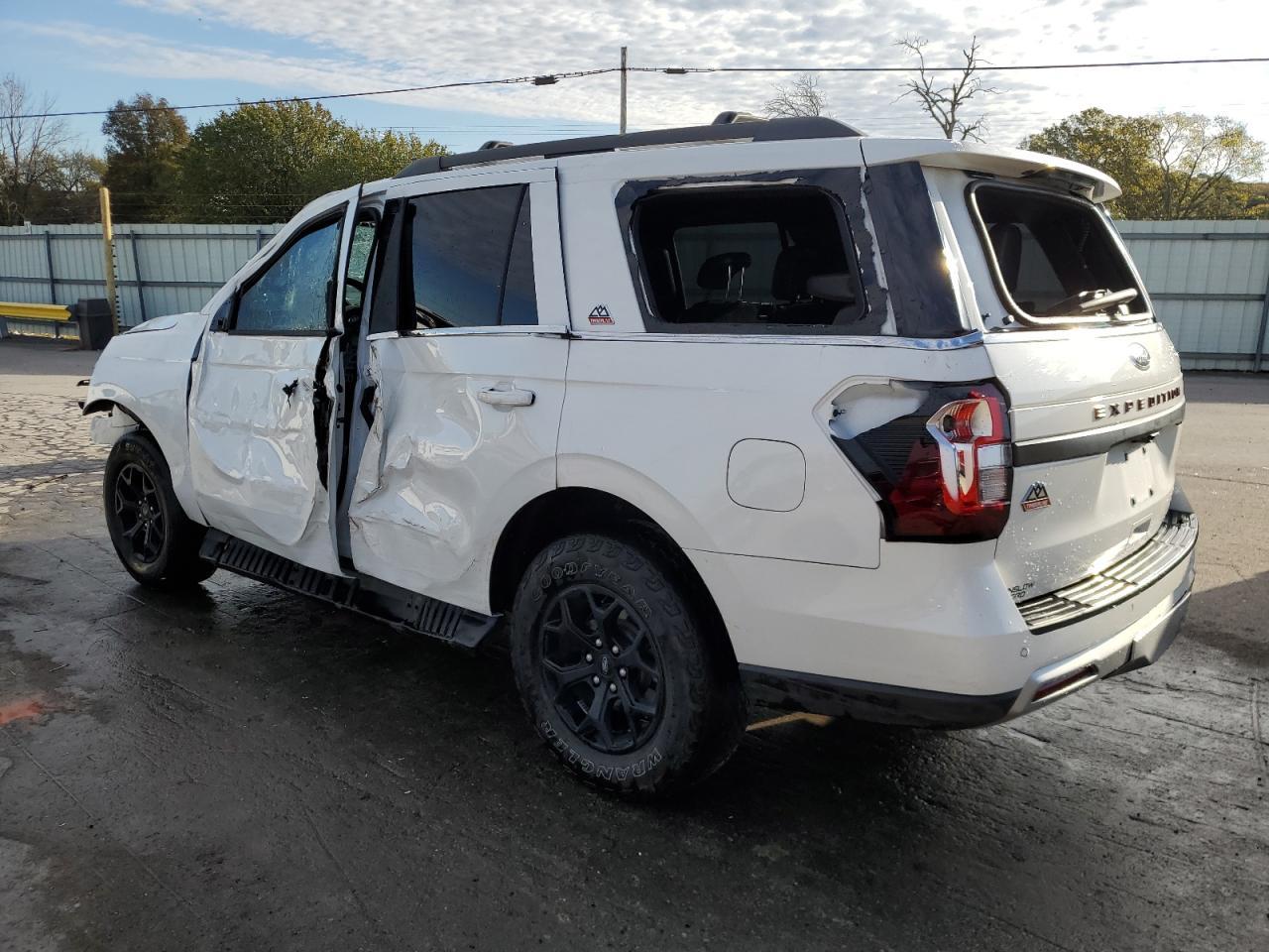 2022 FORD Expedition