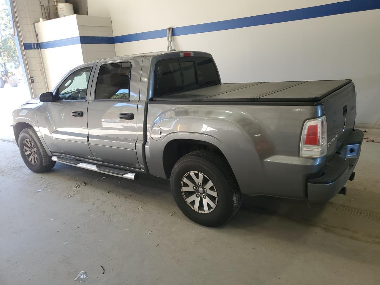2007 MITSUBISHI Raider