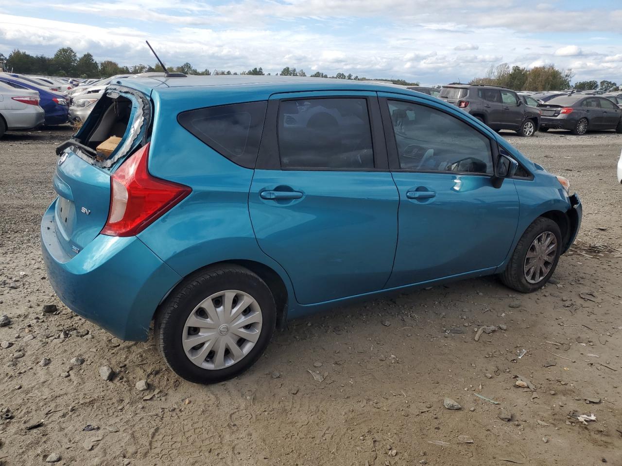 2016 NISSAN Versa Note
