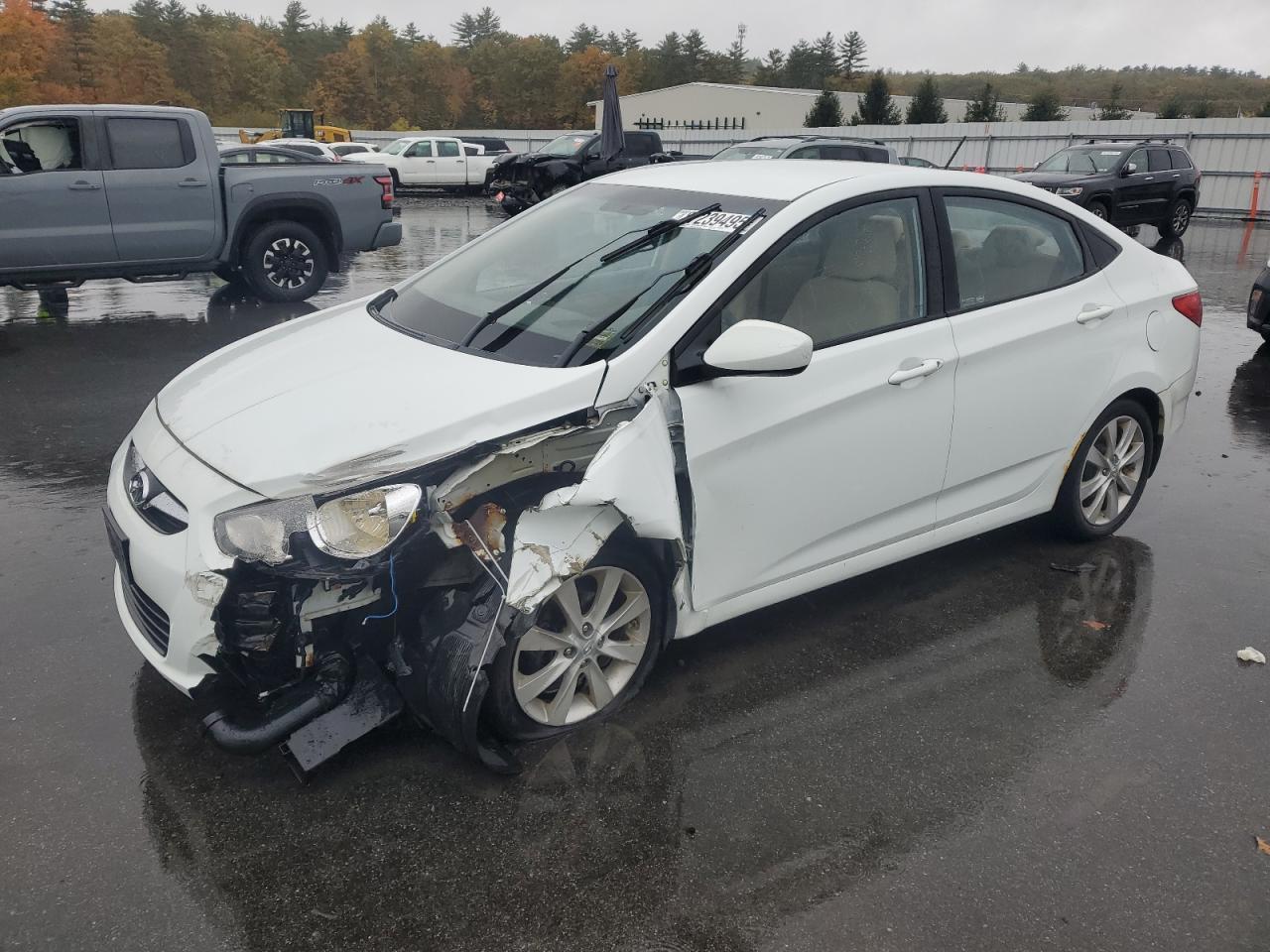 2013 HYUNDAI ACCENT