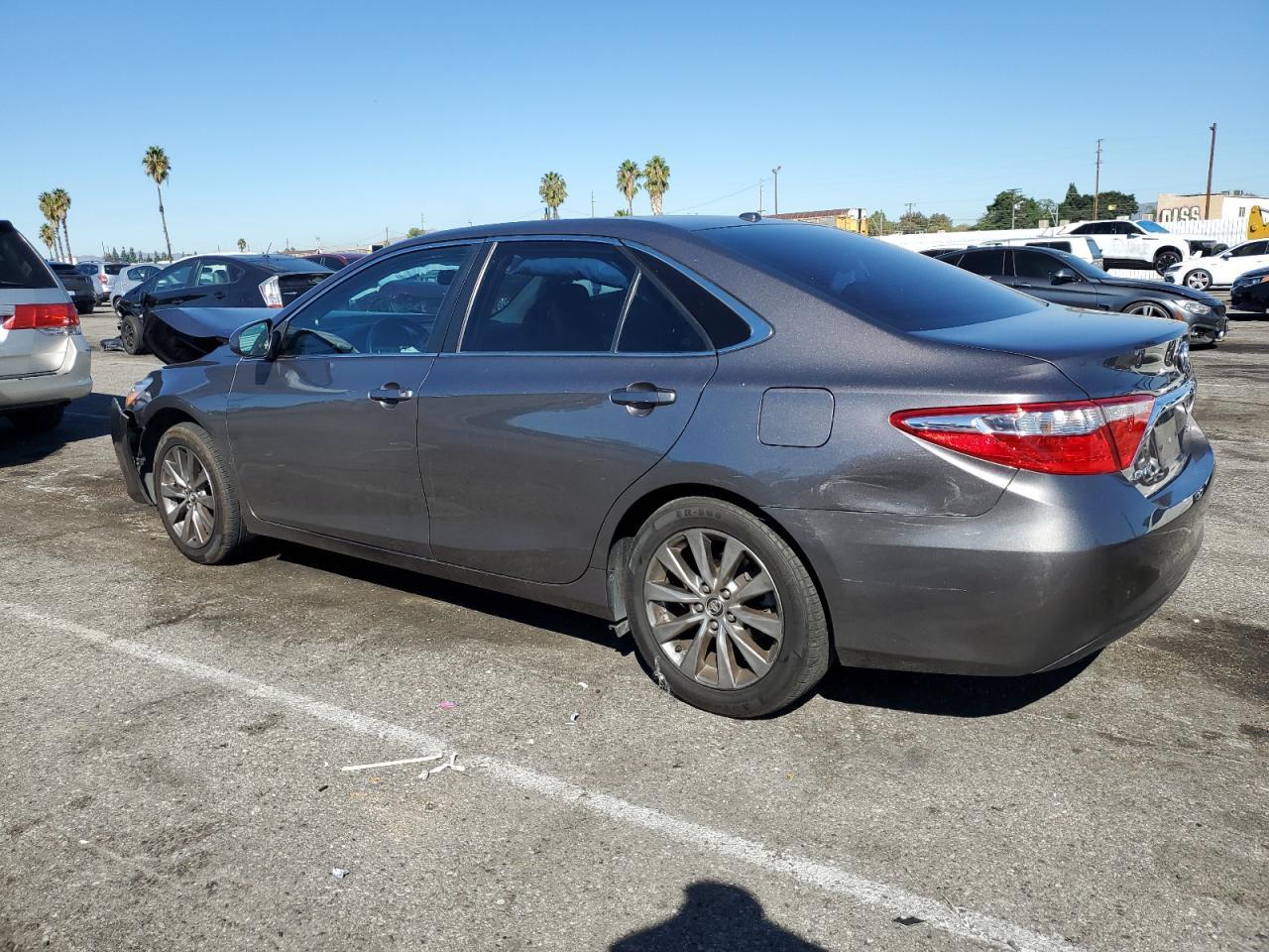 2015 TOYOTA CAMRY