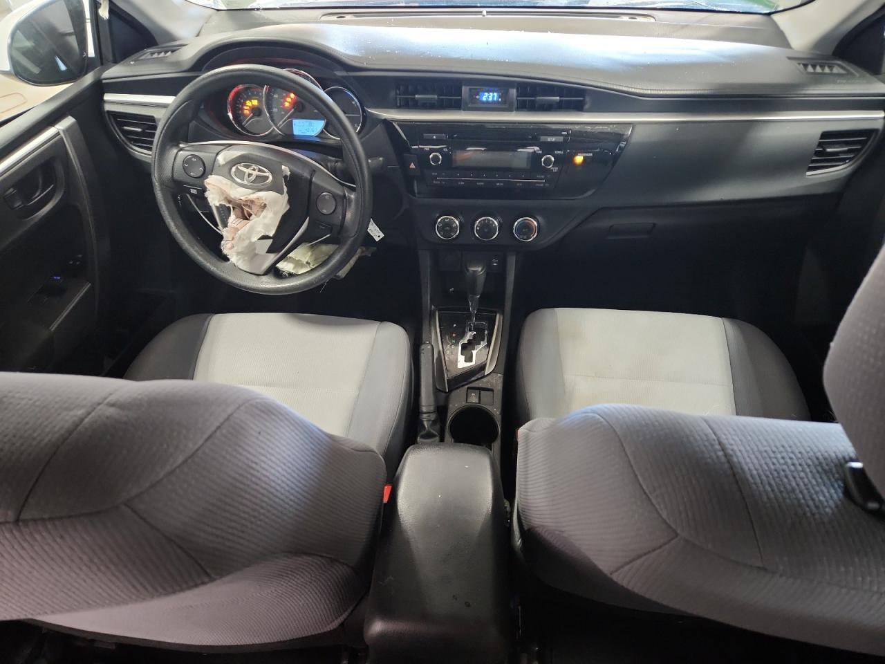 2015 TOYOTA COROLLA