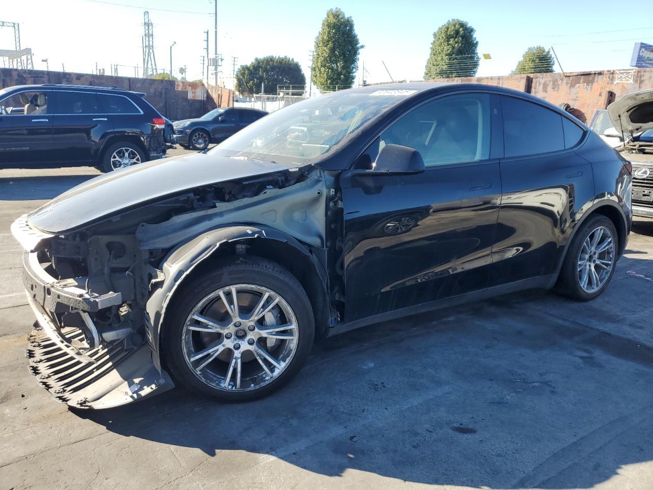 2024 TESLA MODEL Y