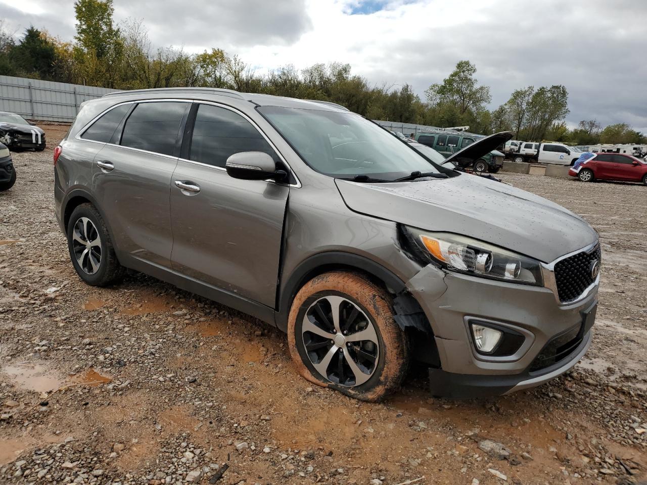 2016 KIA SORENTO