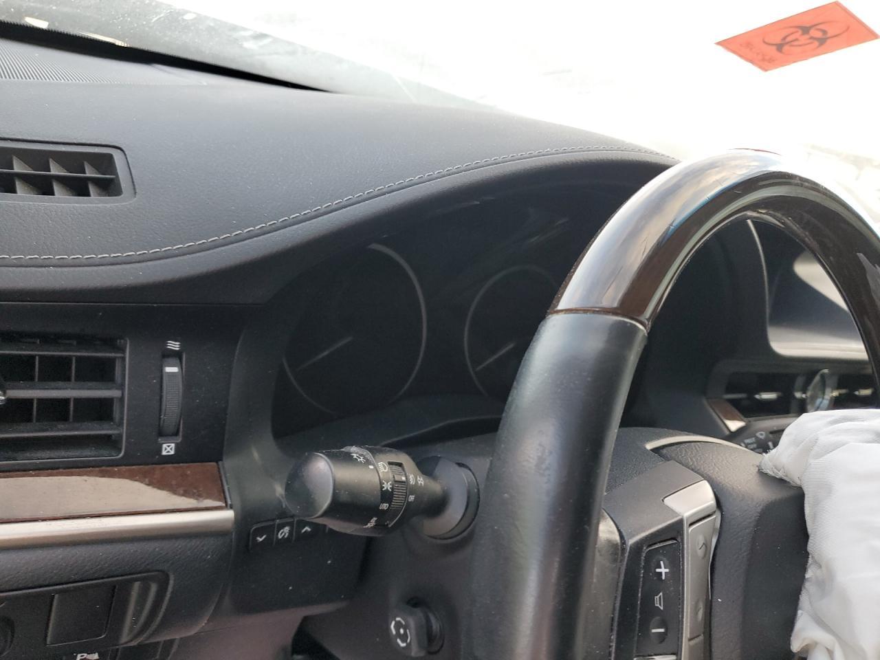2015 LEXUS Es