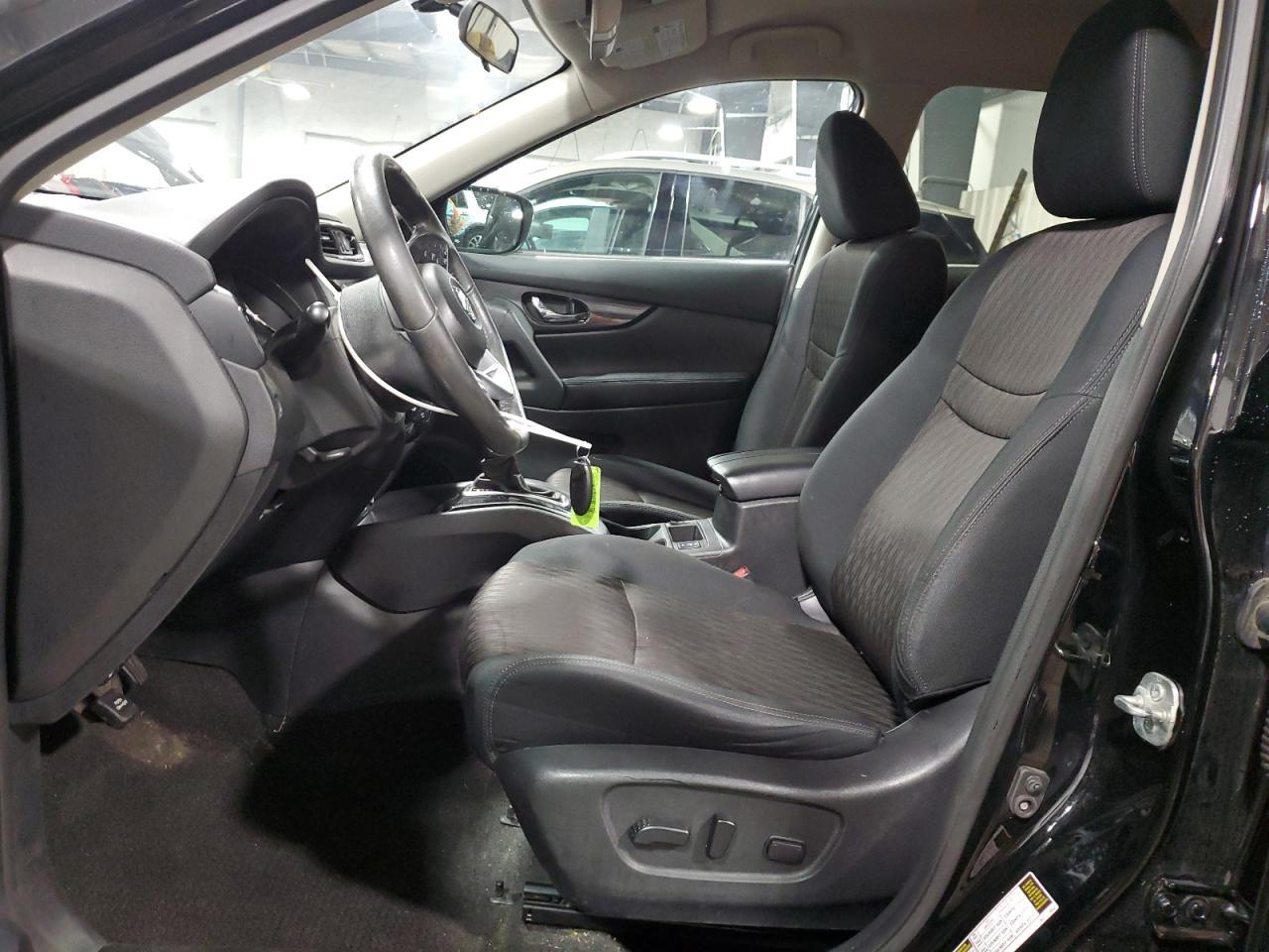 2017 NISSAN ROGUE