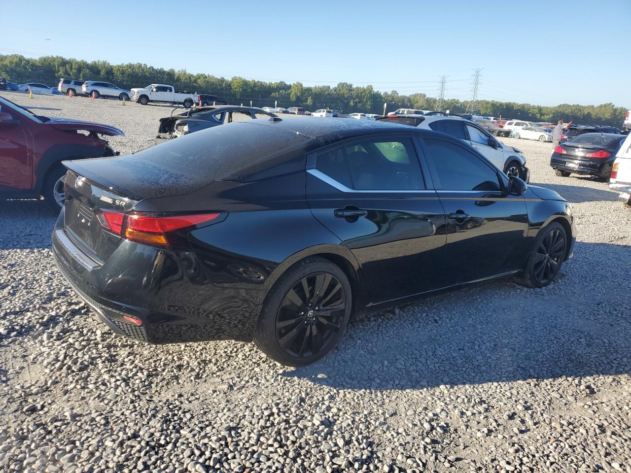 2022 NISSAN ALTIMA