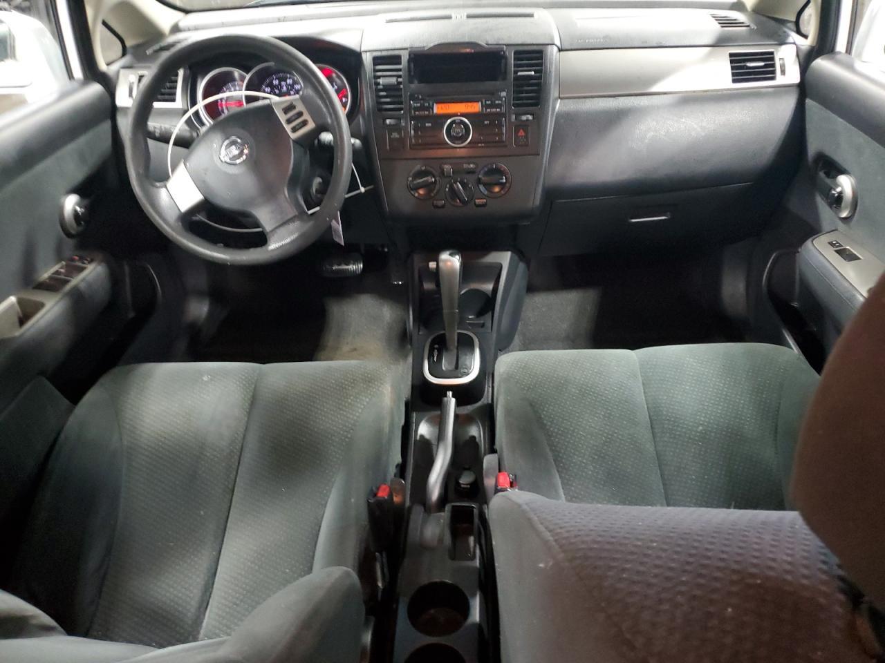 2011 NISSAN VERSA