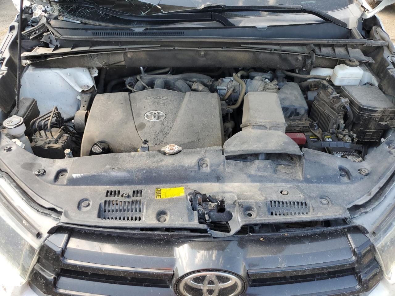 2019 TOYOTA HIGHLANDER