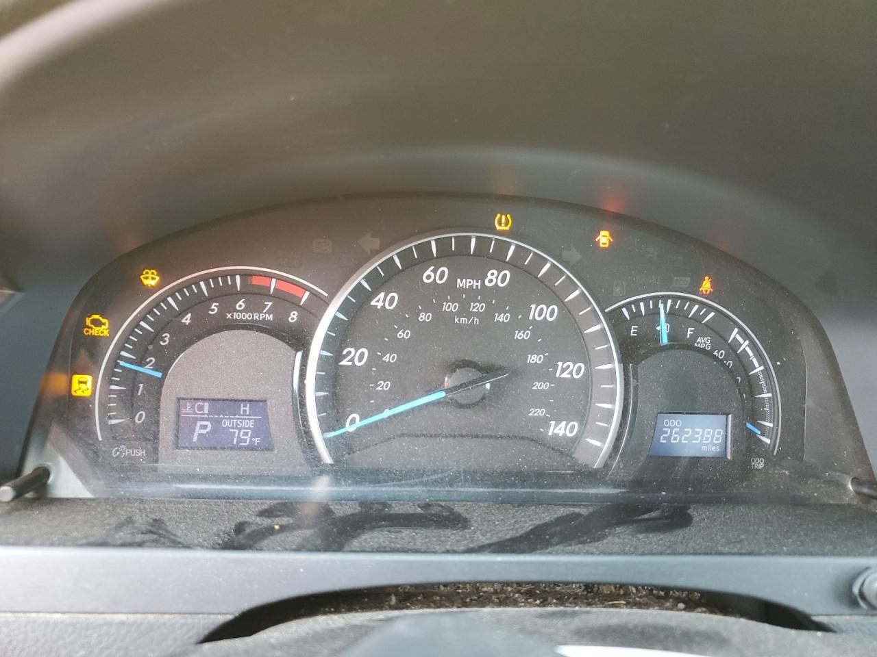 2014 TOYOTA CAMRY