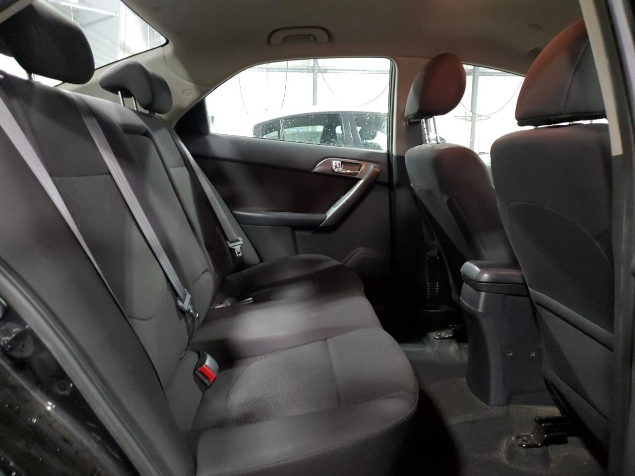 2013 KIA FORTE