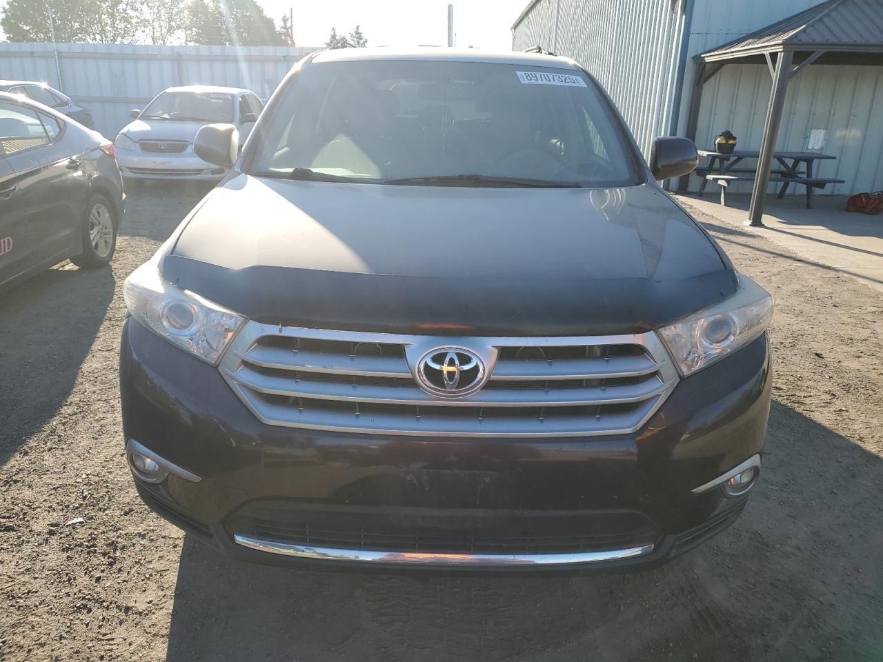 2011 TOYOTA HIGHLANDER